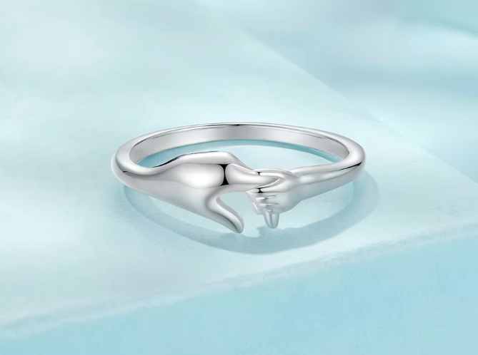 Sterling Silver Holding Hands Ring