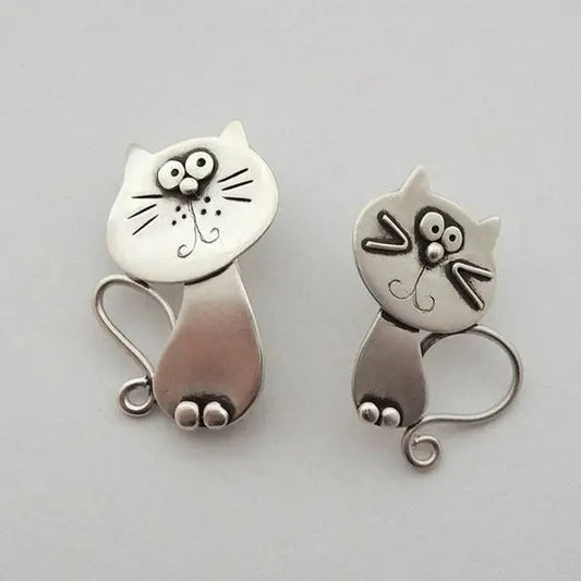 Delicate Cat Stud Earrings