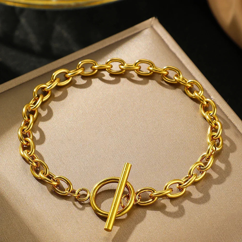 Paperclip Circle Bar Bracelet