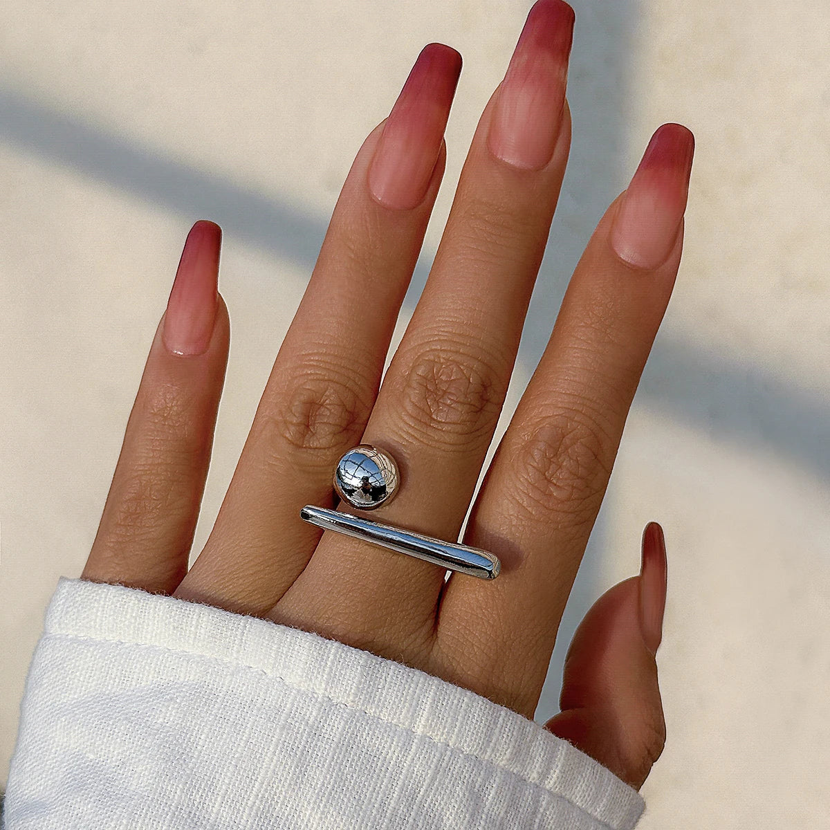 Geometric Tiny Ball Ring