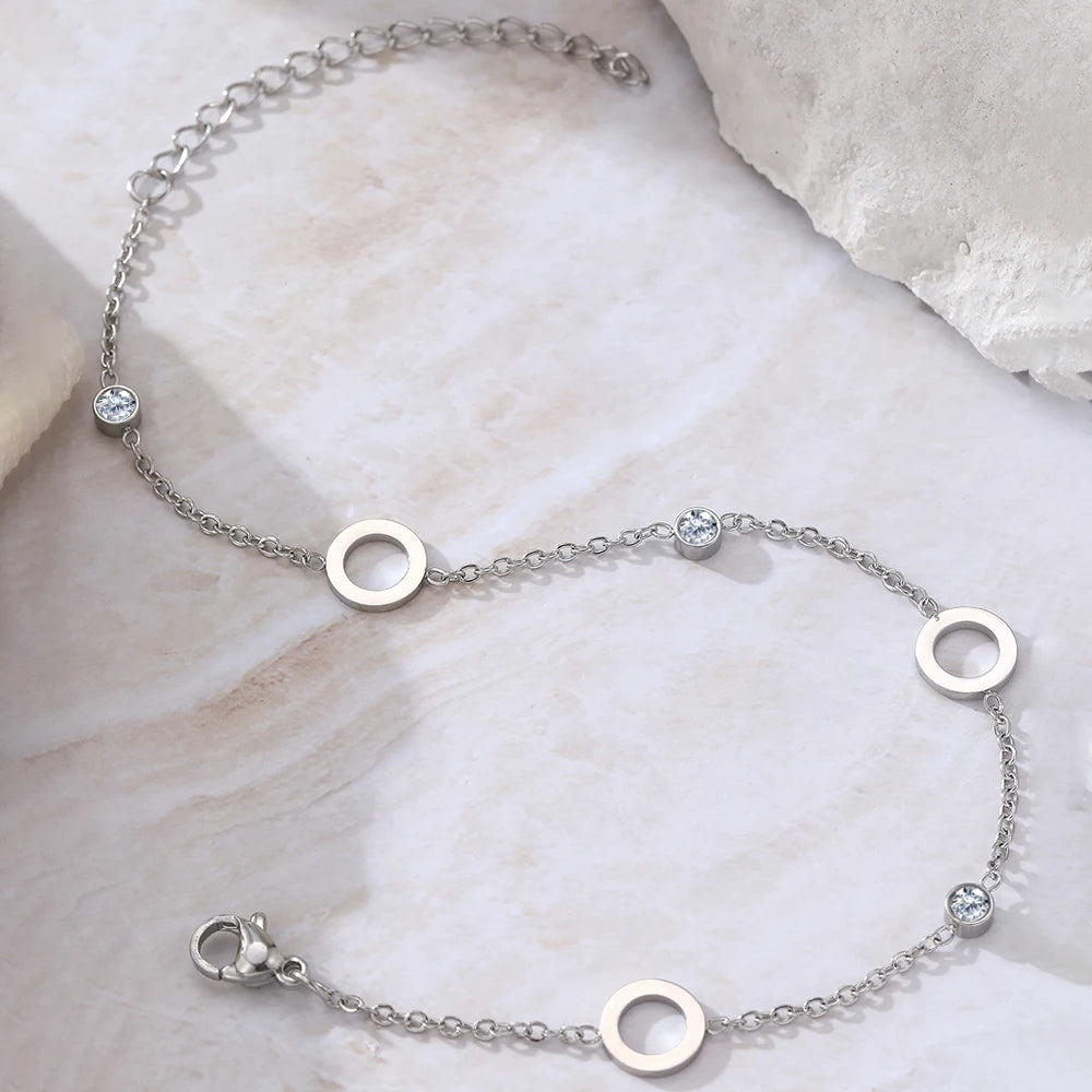 Dainty Hollow Circular Bracelet