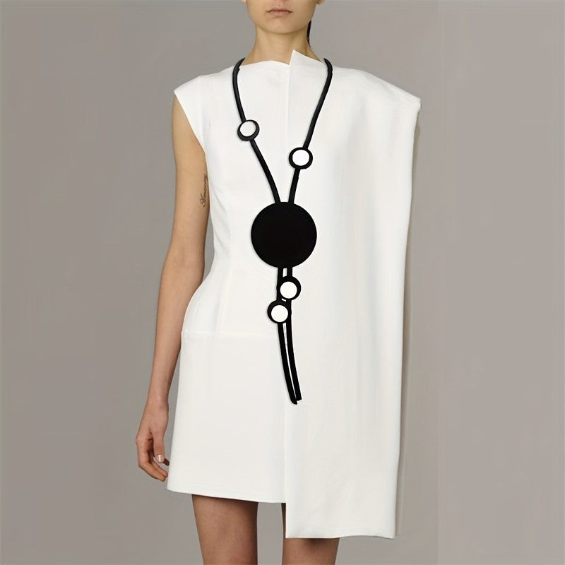 Asymmetric Black Circle Y-Necklace