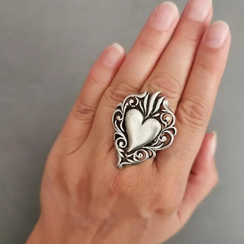 Vintage Filigree Heart Ring