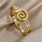 18k Vintage Spiral Stone Bangle
