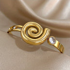 18k Vintage Spiral Stone Bangle