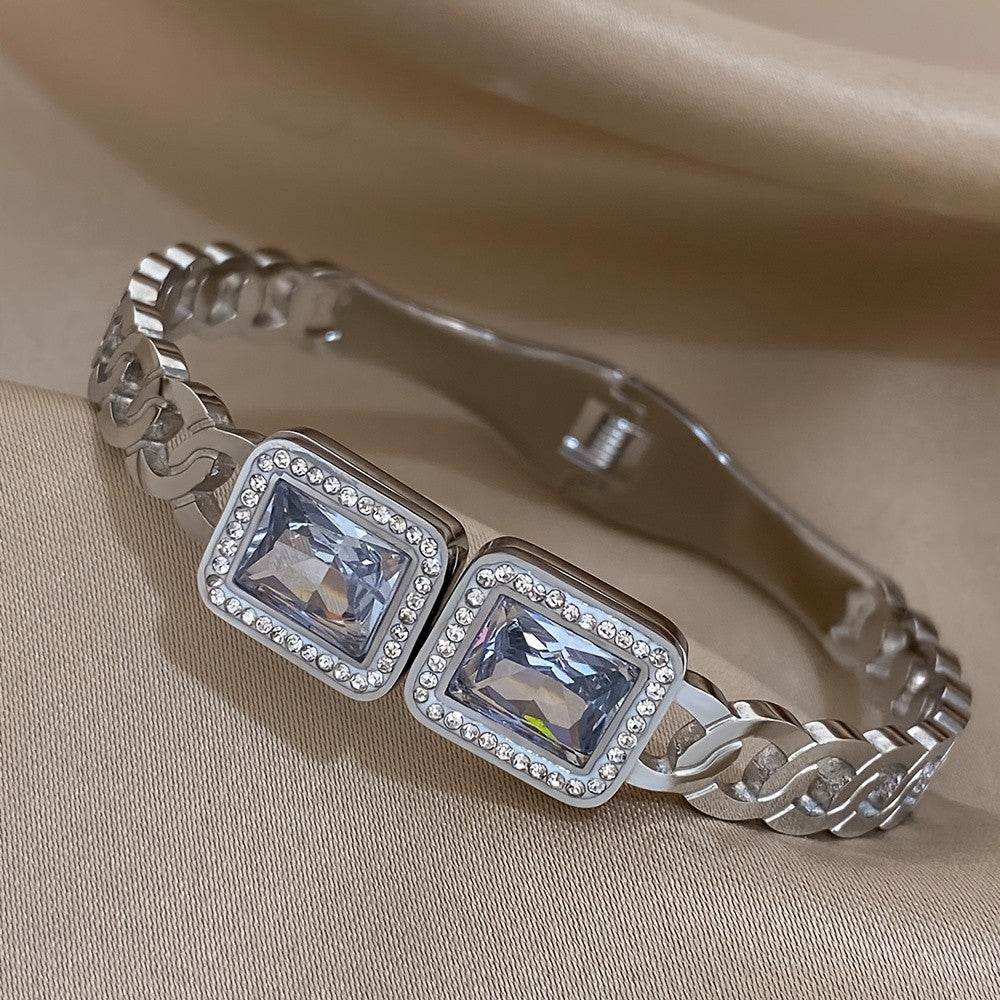 18k Vintage Square Stone Bracelet