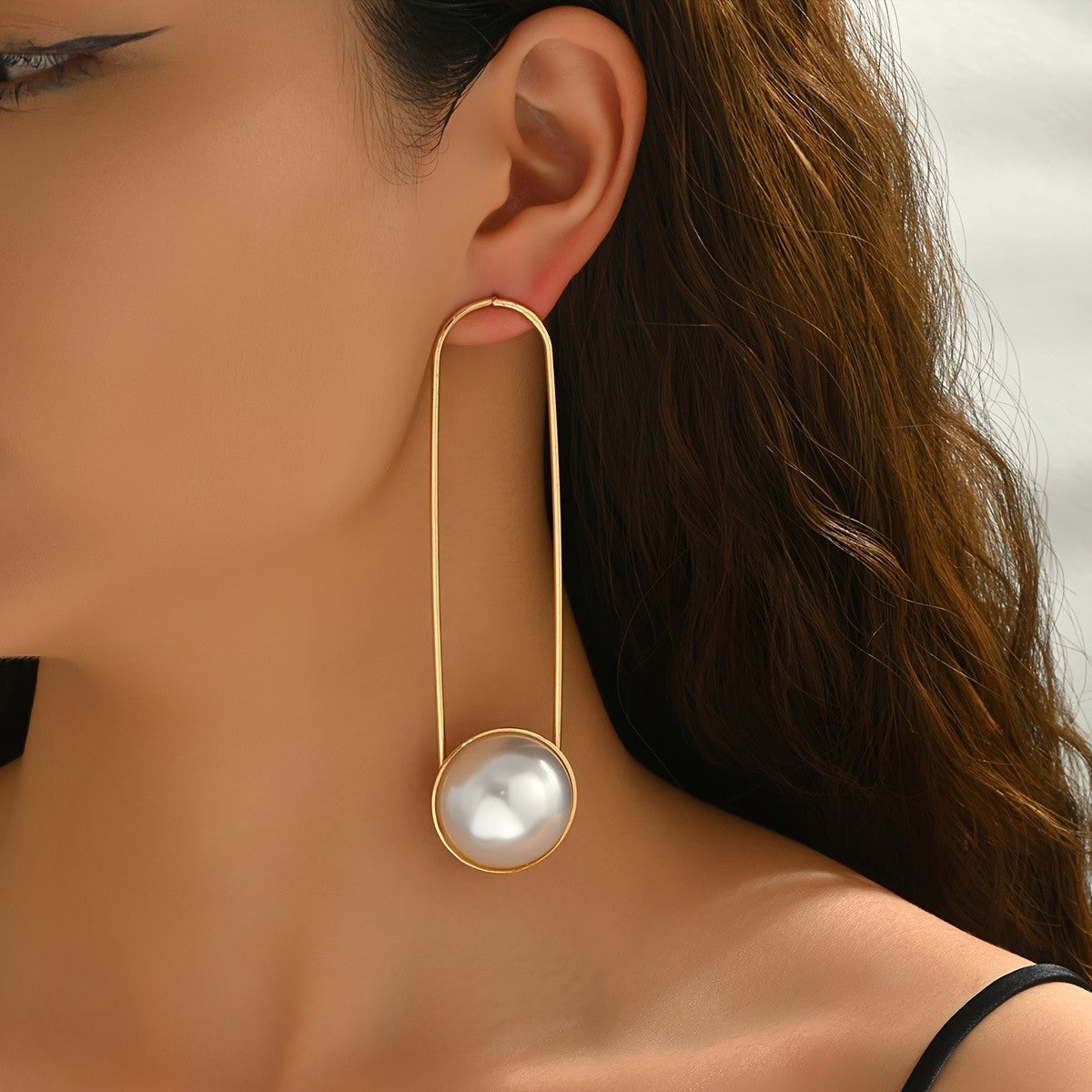 Geometric Oval Drop Earrings