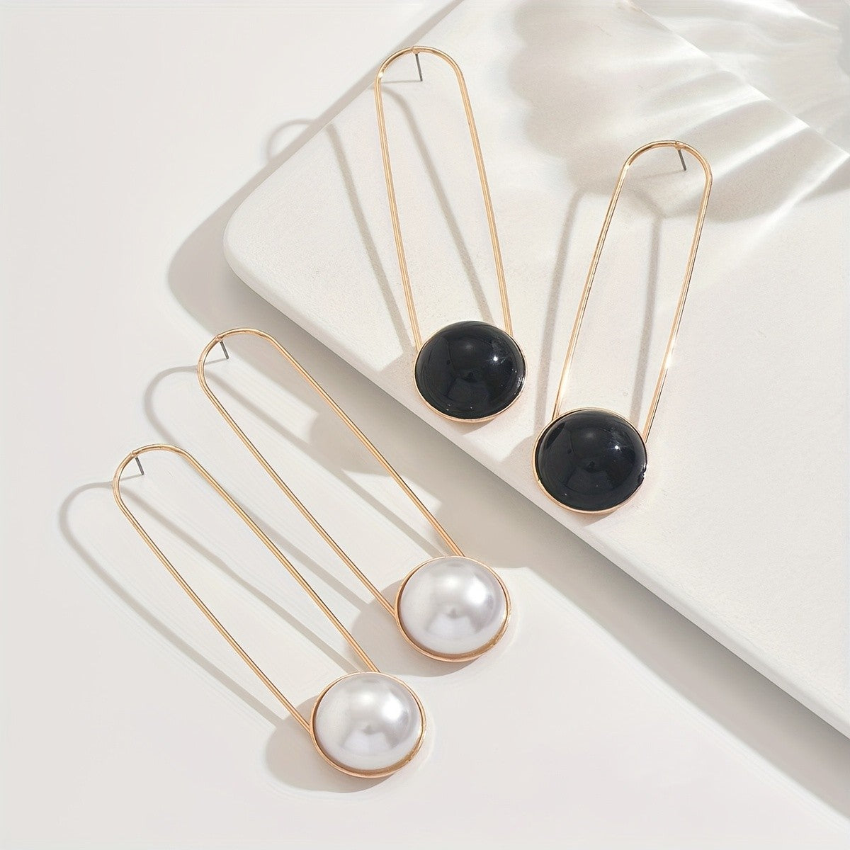 Geometric Oval Drop Earrings