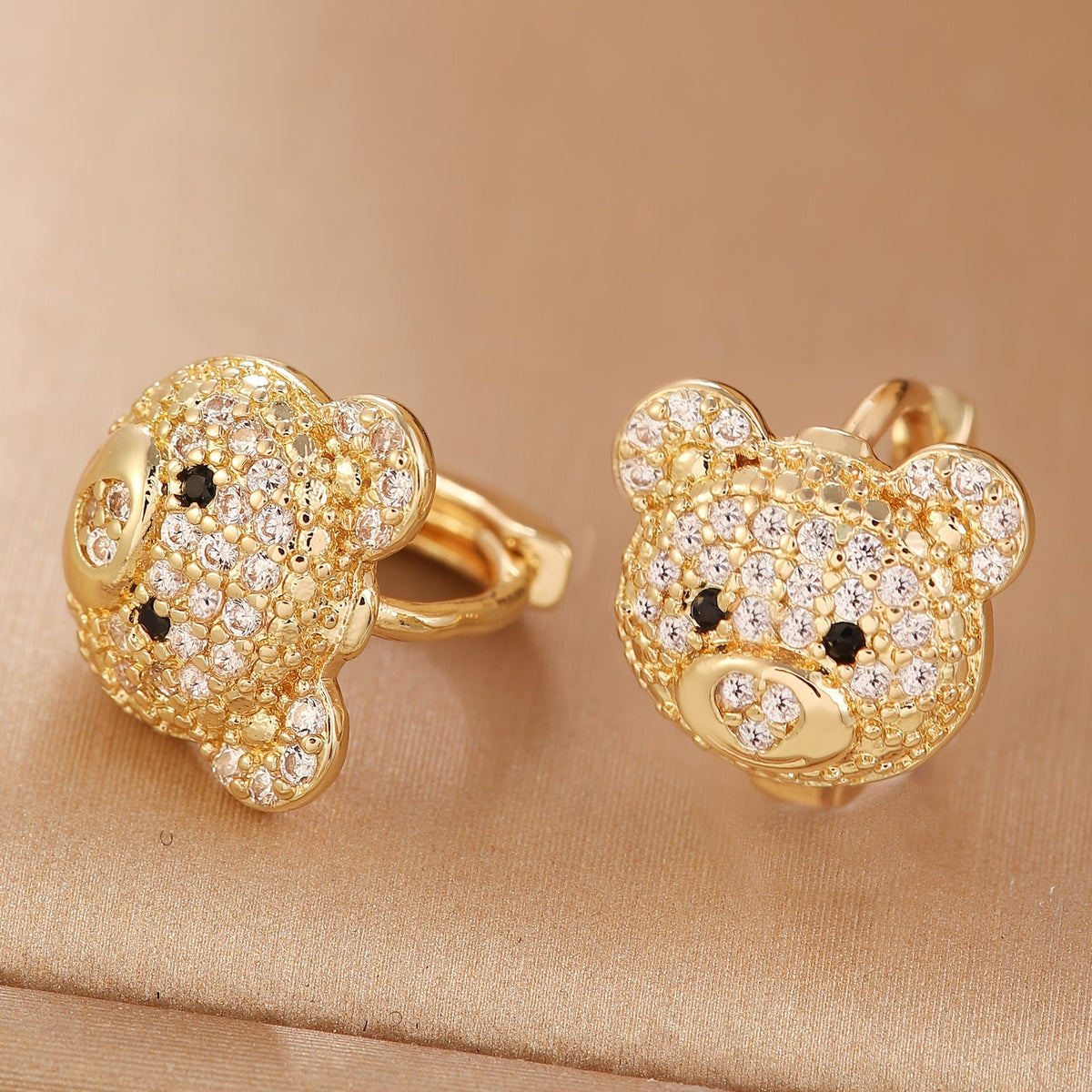 18k Bear Zircon Stud Earrings