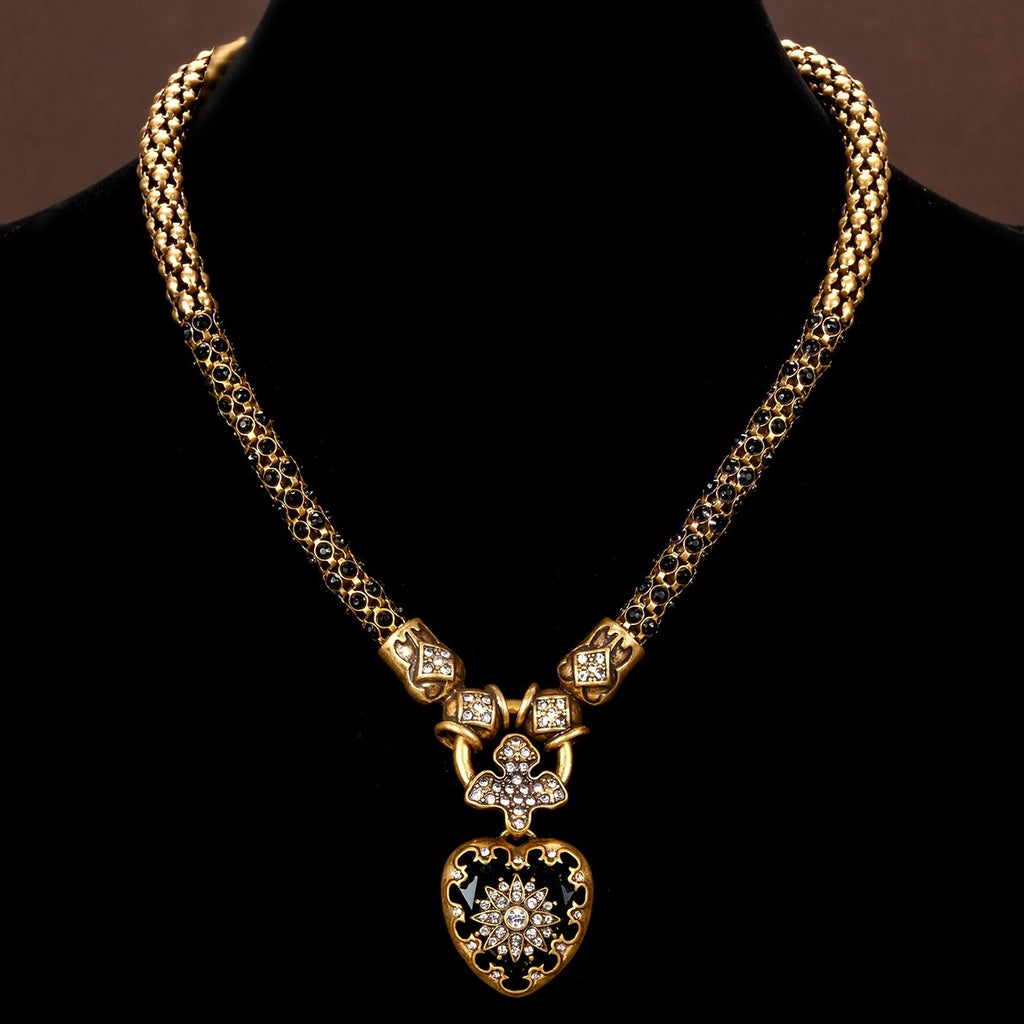 Vintage Black Resin Heart Necklace Set