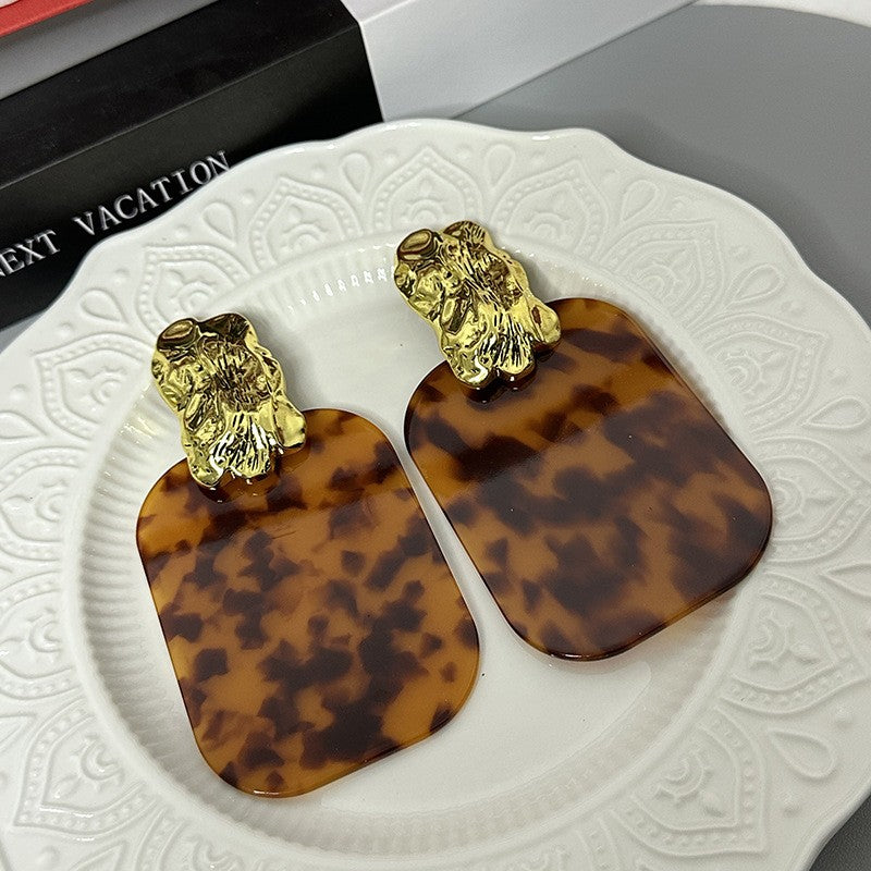 18k Asymmetric Tortoiseshell Square Earrings