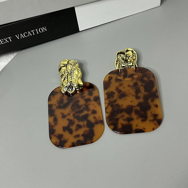 18k Asymmetric Tortoiseshell Square Earrings
