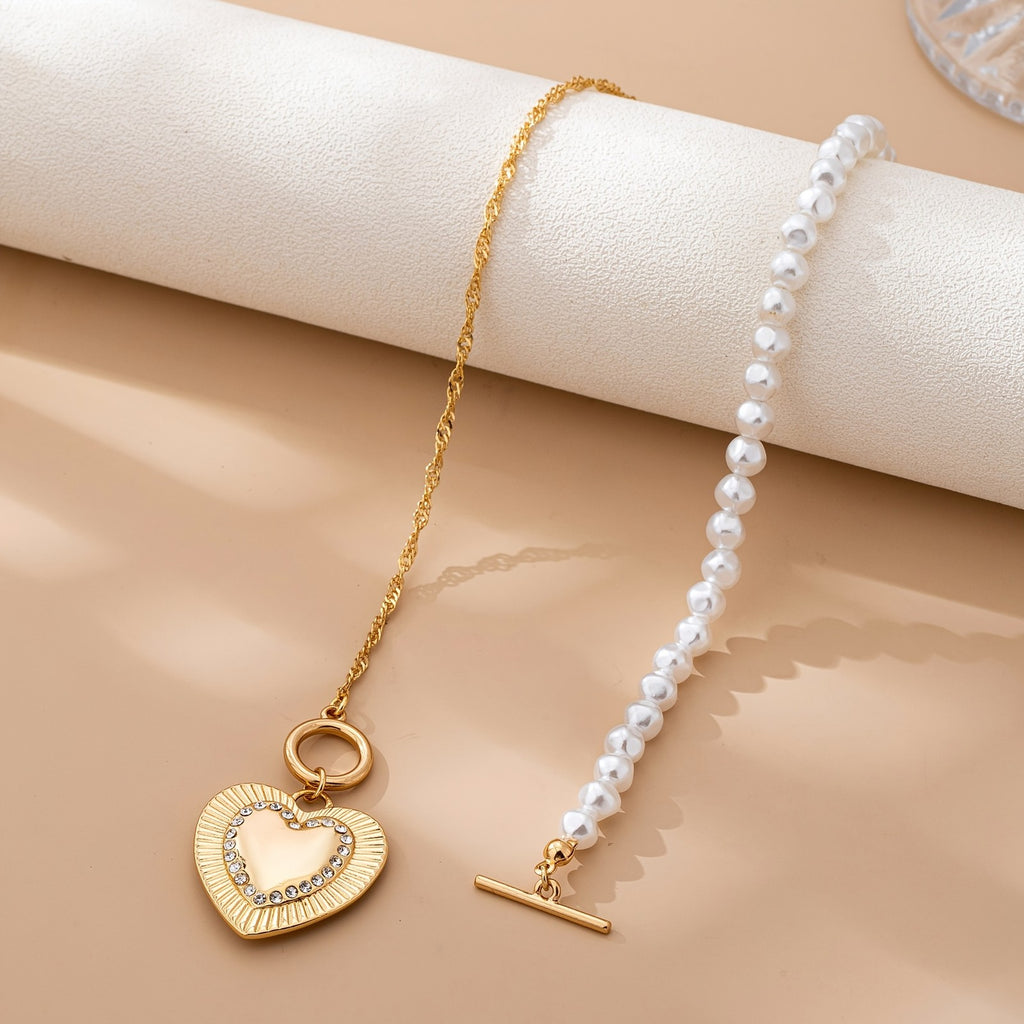 Asymmetric Pearl Heart Pendant Necklace