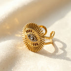 18k Vintage Sunburst Eye Ring