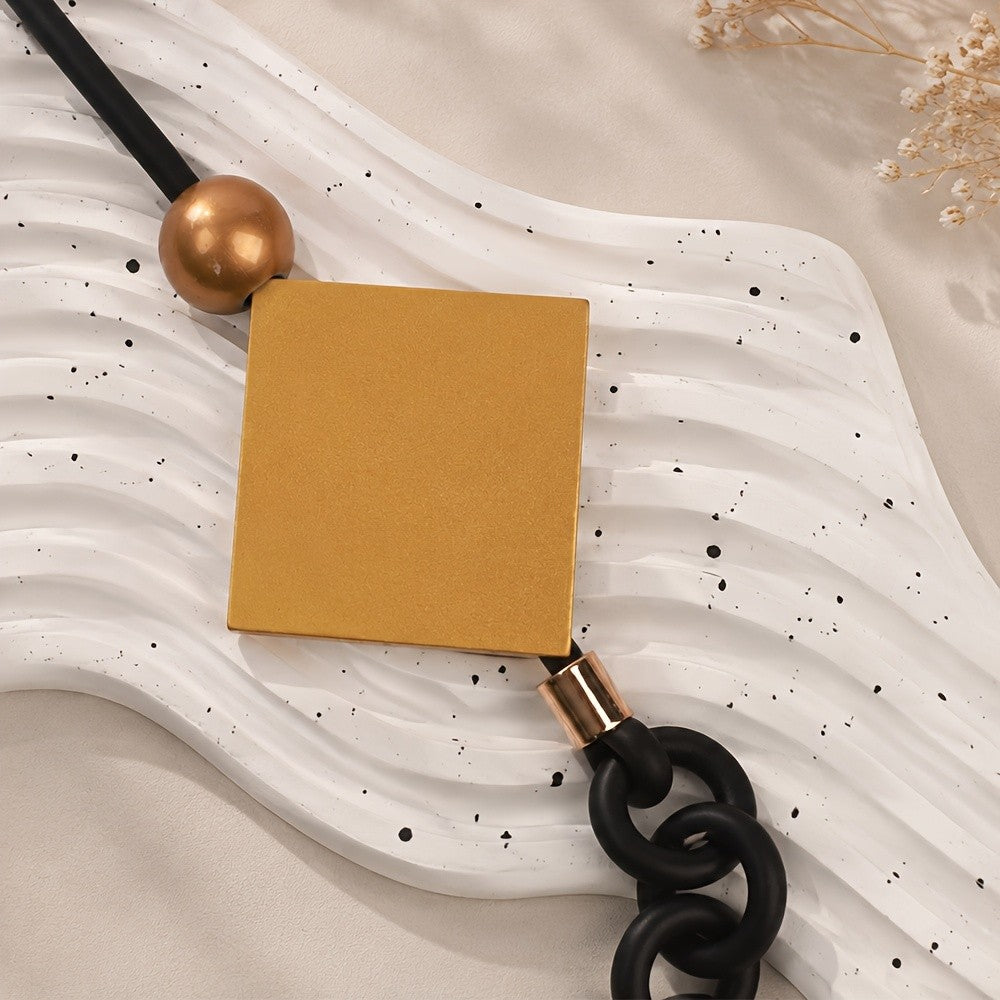 Geometric Chunky Chain Necklace
