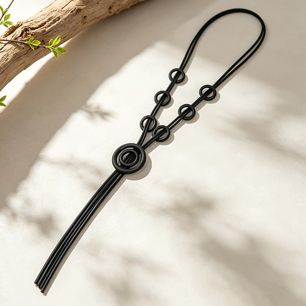 Geometric Circle Tassel Necklace
