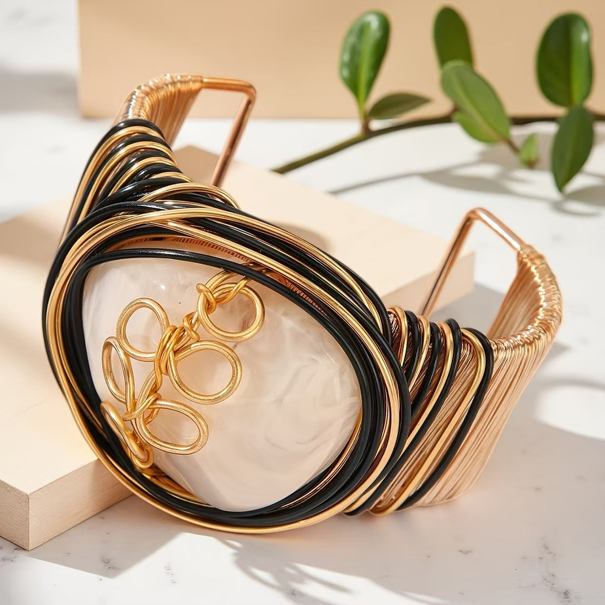 Vintage Wire Wrap Resin Bangle