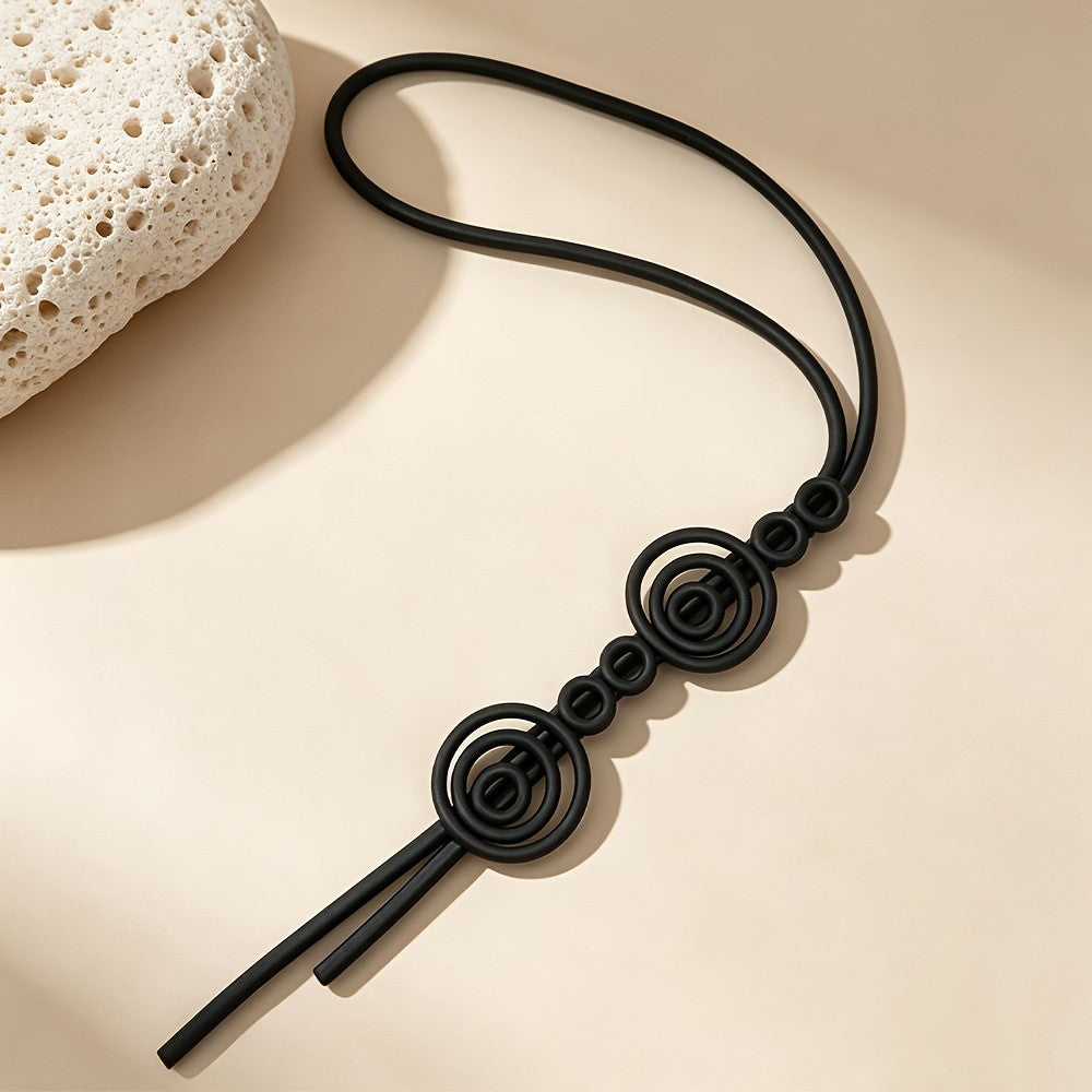 Geometric Circle Pendant Necklace