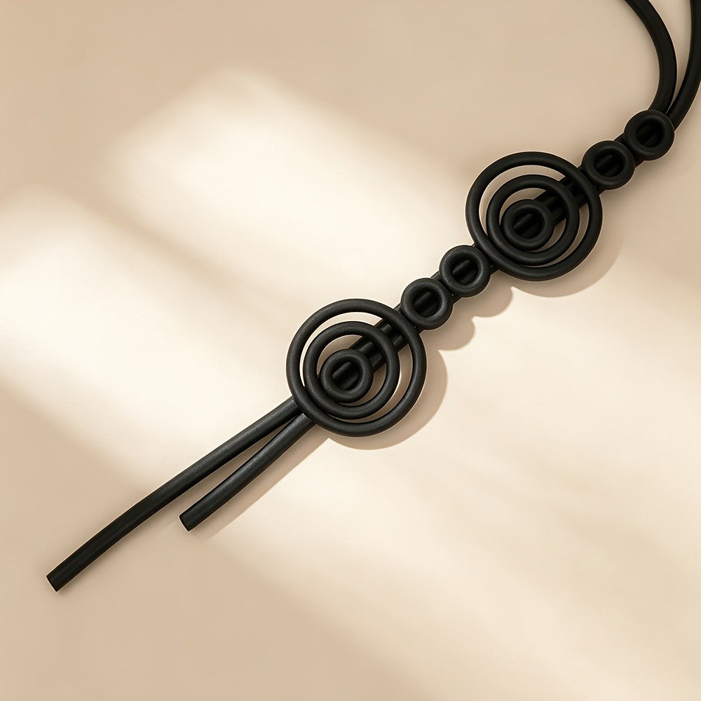 Geometric Circle Pendant Necklace