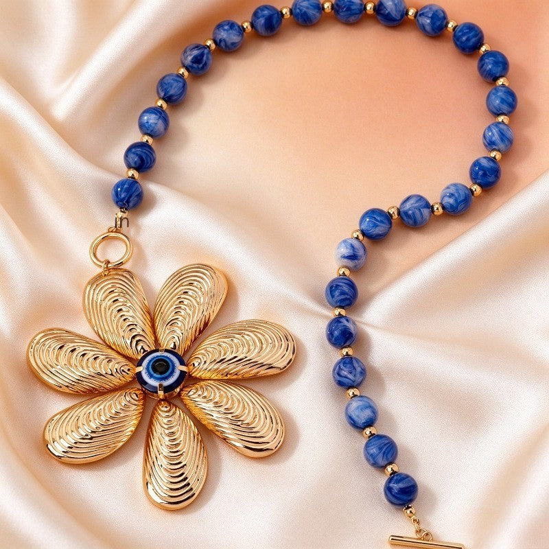 Blue Beaded Flower Pendant Necklace
