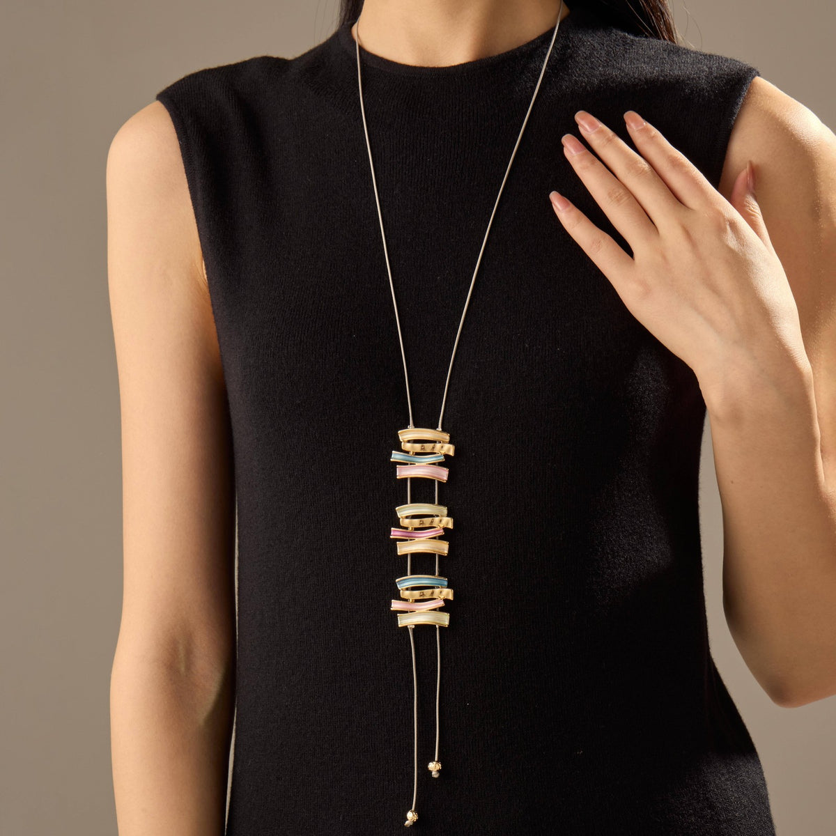Vintage Geometric Bar Pendant Necklace