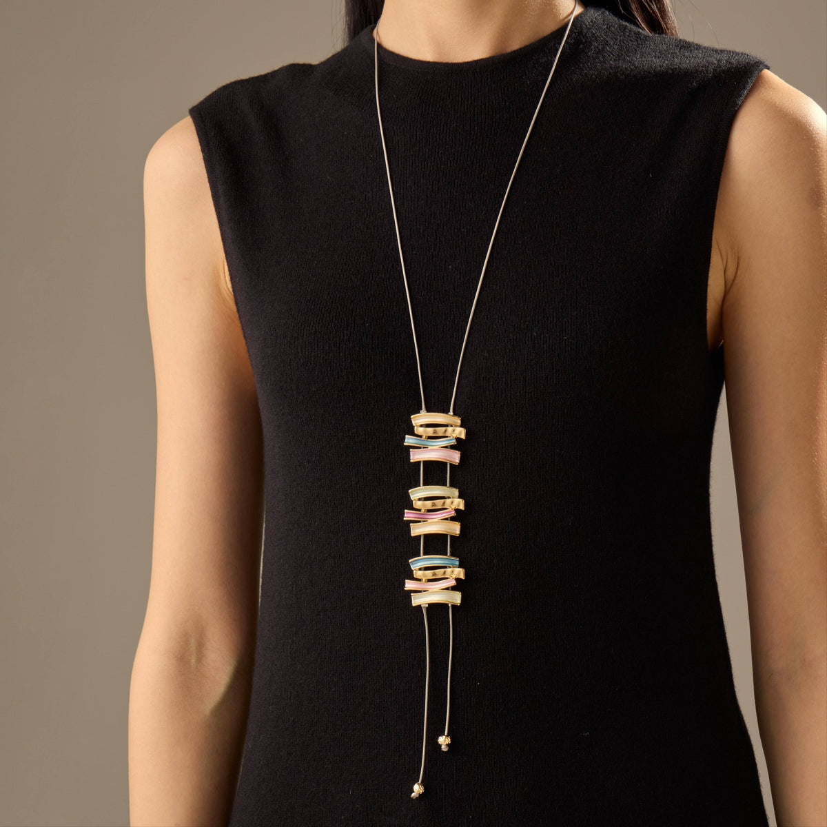 Vintage Geometric Bar Pendant Necklace