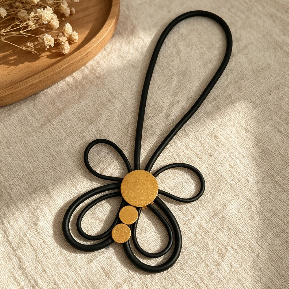 Geometric Butterfly Silica Gel Necklace