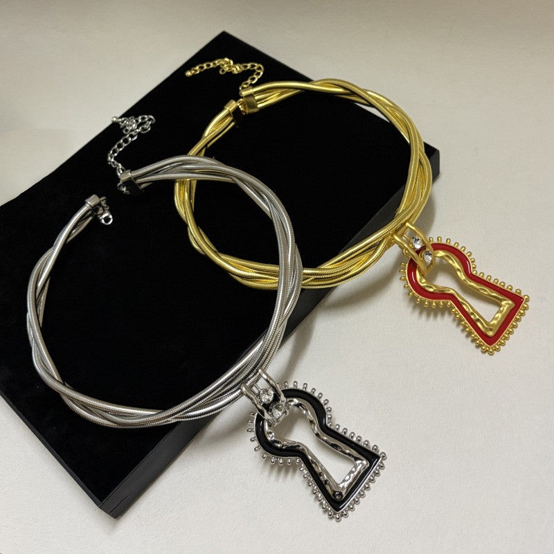 French Style Keyhole Pendant Choker Necklace