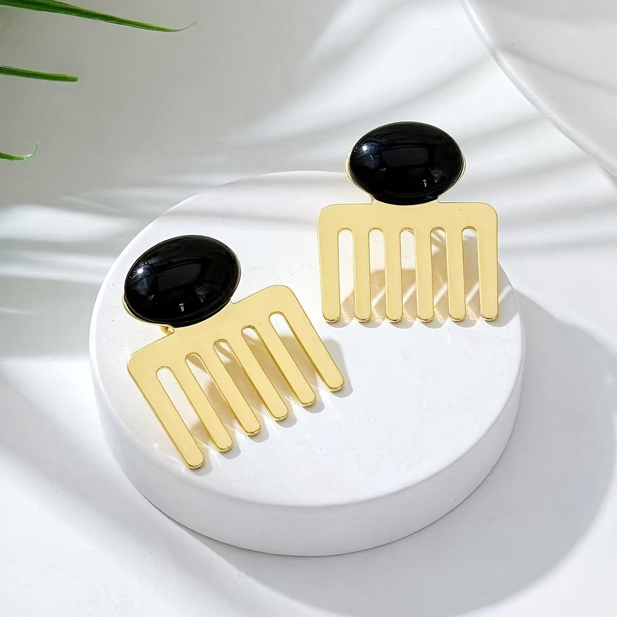 Vintage Geometric Comb Drop Earrings