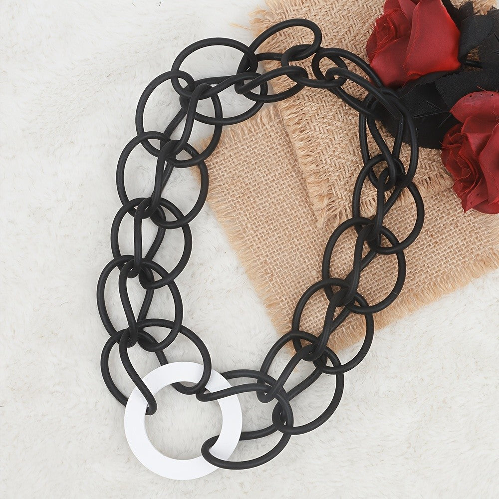 Black Chain Link Circle Pendant Necklace
