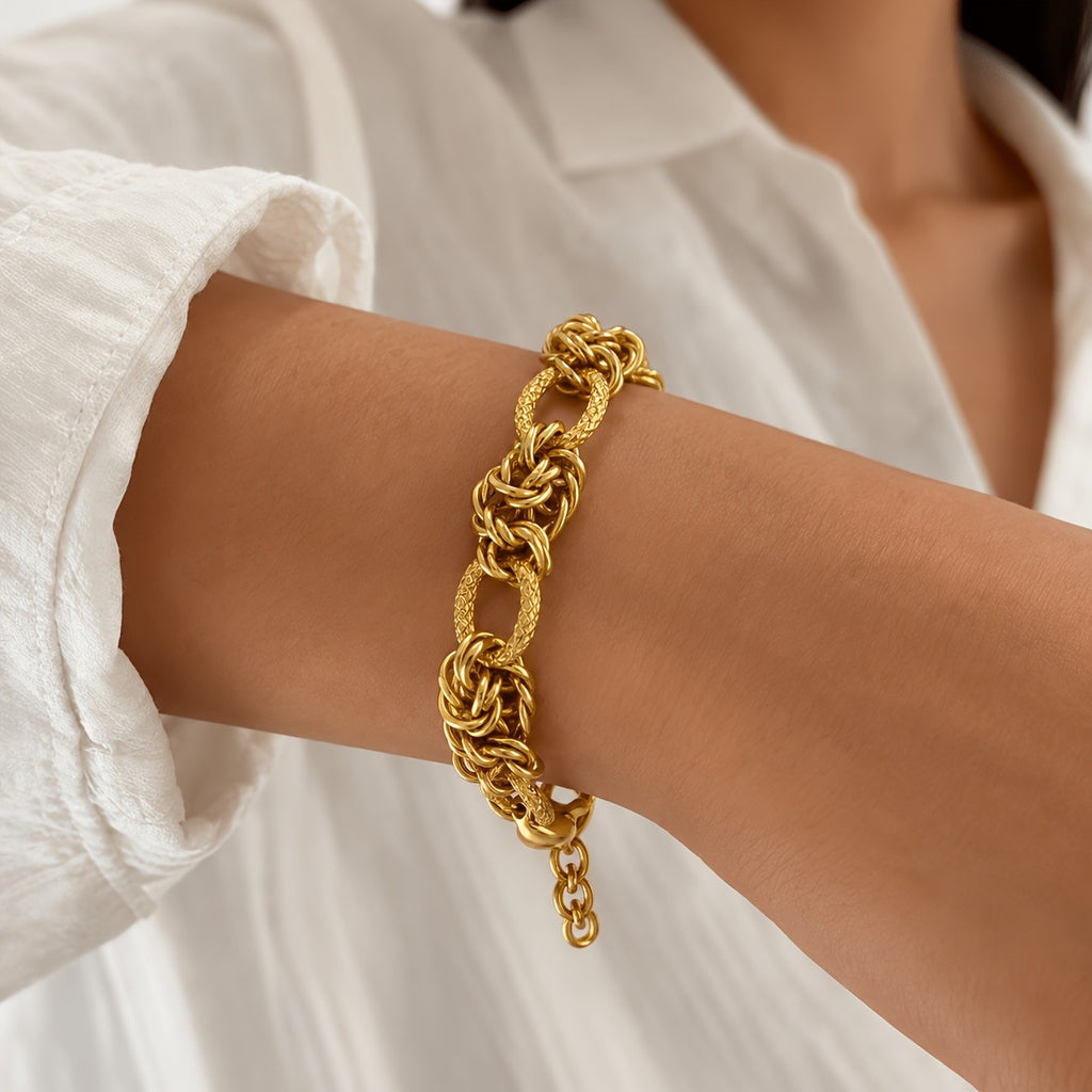 18k Vintage Chunky Chain Bracelet