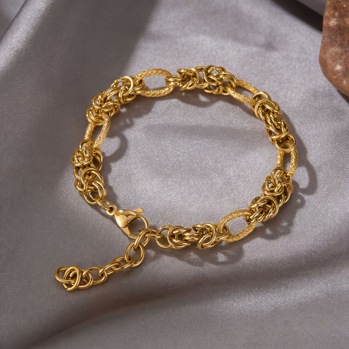 18k Vintage Chunky Chain Bracelet