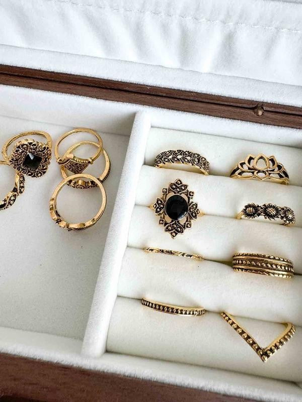 Vintage Carved Flower Stone Ring Set