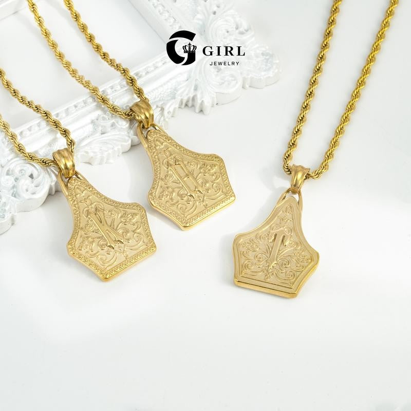 18k Engraved Western Shield Pendant Necklace