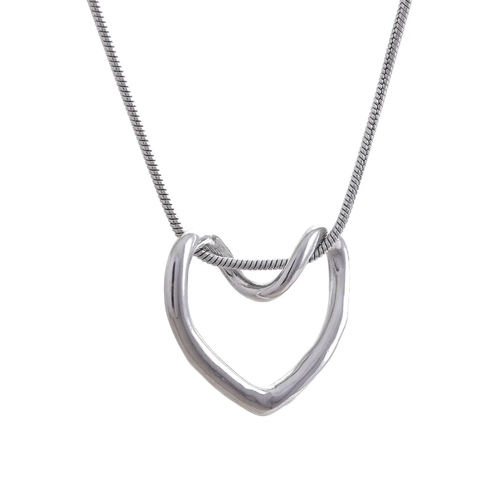 Minimal Heart Necklace